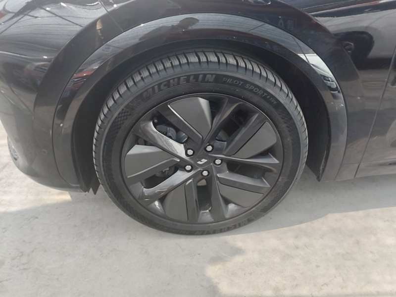 Used Li Auto L7 2024 Pro Model — 23