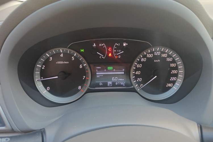 Used Nissan Sylphy 2012 1.8XL CVT Luxury Edition Instrument Cluster