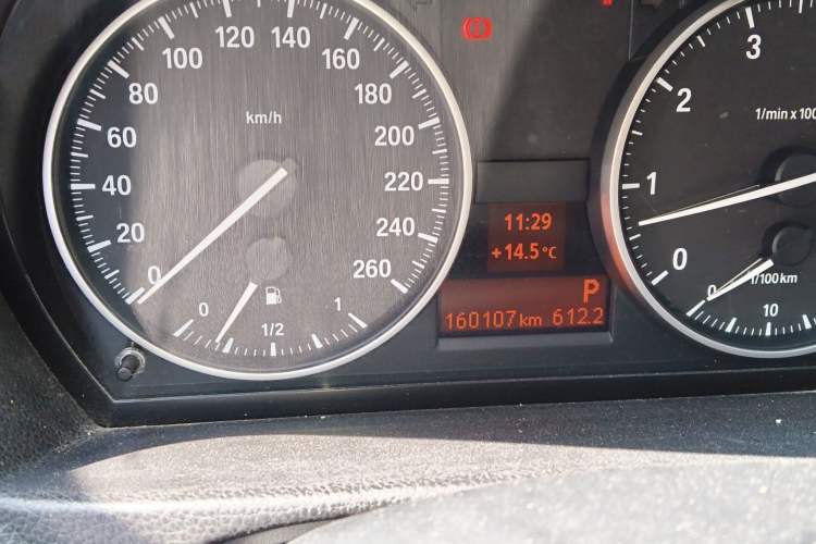 Used BMW 3 Series 2012 320i Luxury Edition