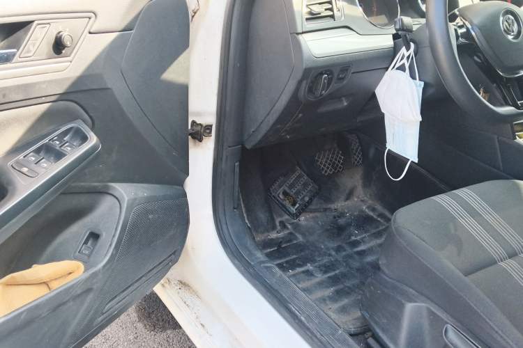 Used Volkswagen Lamando 2015 230TSI DSG Fashion Edition Driver Seat