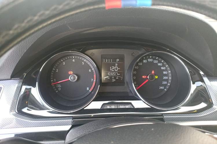 Used Volkswagen C-TREK 2017 1.6L Automatic Comfort Model
