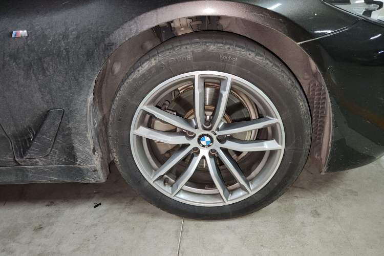 Used BMW 5 Series 2018 525Li M Sport Package