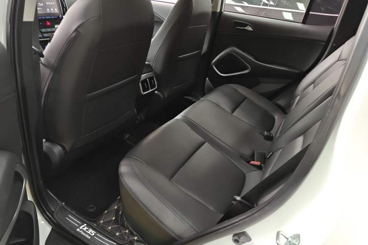 Used Hyundai ix35 2018 2.0L Automatic 2WD Zhiyong·Changxiang Edition Left Rear Seat