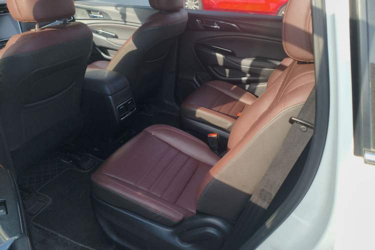 Used Oshan A800 2017 1.6L Manual Luxury Model