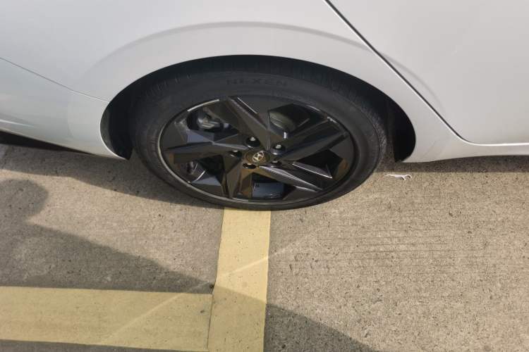 Used Hyundai Elantra 2021 1.5L CVT GLX Elite Edition