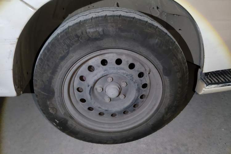 Used Jinbei Hiace 2014 2.0L 5th Generation Kuaiyunwang Business Version 4G21B