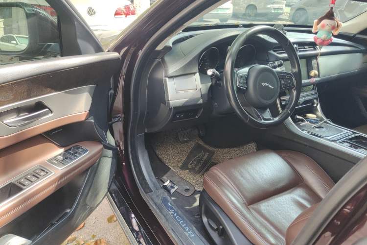 Used Jaguar XFL 2017 XFL 2.0T 200PS Luxury Edition
