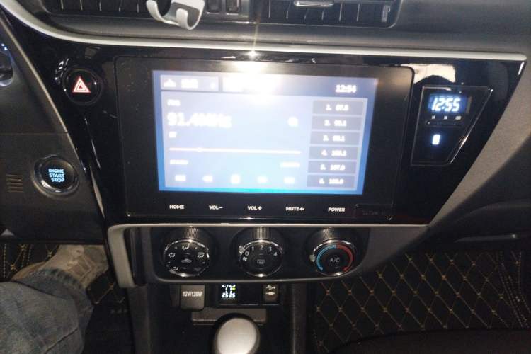 Used Toyota Levin 2017 Revised 1.8 GS CVT Elite Edition China V Standard Audio And AC Panel