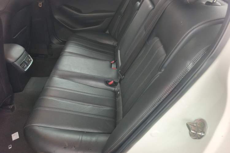 Used Mazda Atenza 2020 2.0L Blue Sky Luxury Edition