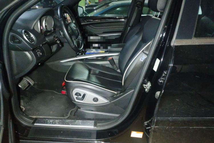 Used Mercedes-Benz M-Class 2010 ML 350 4MATIC Luxury Model Left Front Seat