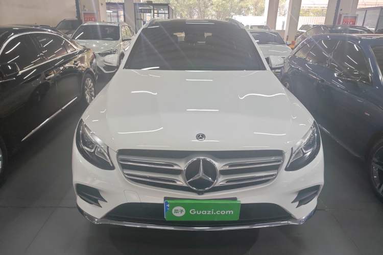 Used Mercedes-Benz GLC 2019 GLC 260 4MATIC Luxury Model