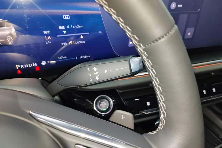 Used Buick Envision 2025 Encore Plus 28T Two-Wheel-Drive Platinum Edition