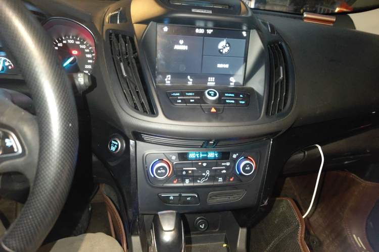 Used Ford Kuga 2018 EcoBoost 180 Two-Wheel-Drive Luxury Wing Edition