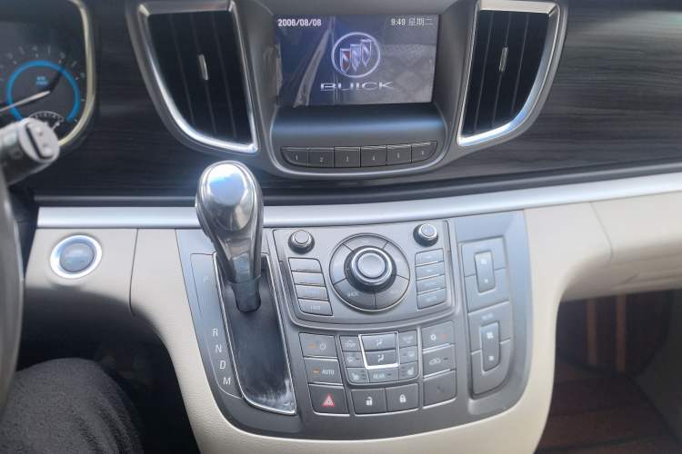 Used Buick GL8 2011 3.0L XT Luxury Business Flagship Edition
