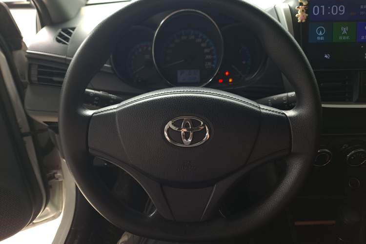 Used Toyota YARiS L Zhi Xuan 2016 Revised 1.5E CVT Charming Edition