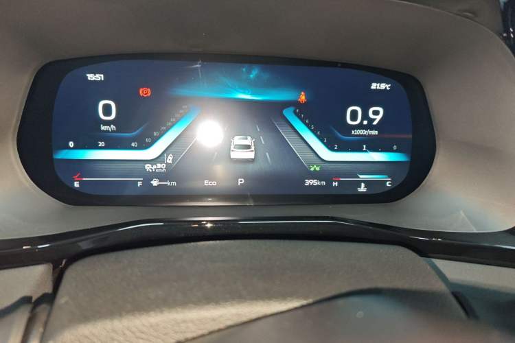 Used CHANGAN X7 PLUS 2024 1.5T Automatic Luxury 7-Seater Odometer Close Up