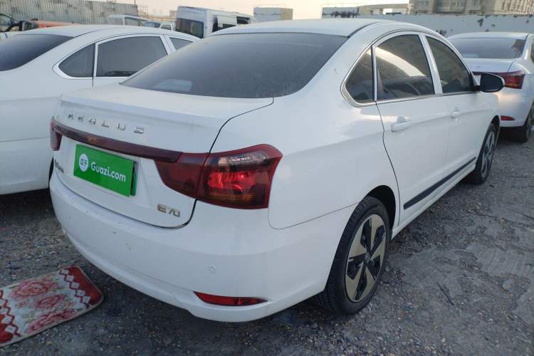 Used Dongfeng Aeolus E70 2023 500 Smart Edition Lithium Iron Phosphate 48.6 kWh 120 kW