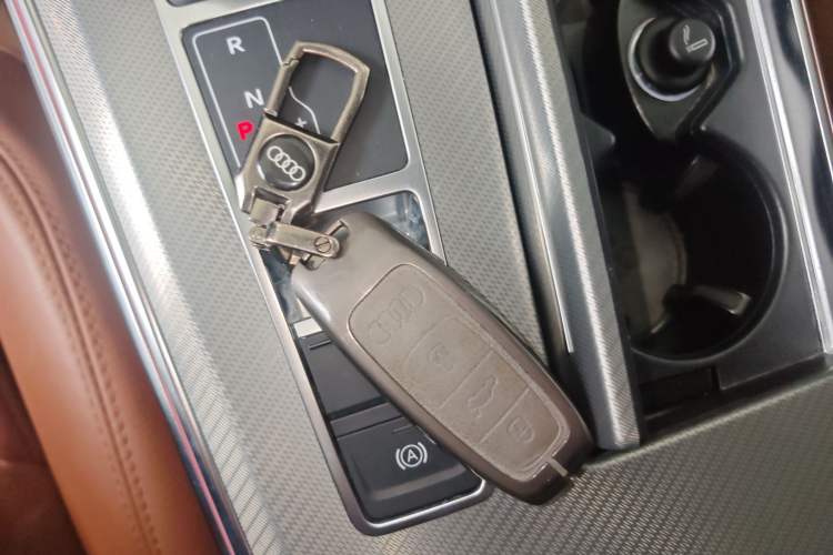 Used Audi A6L 2022 40 TFSI Luxury Prestige Edition
