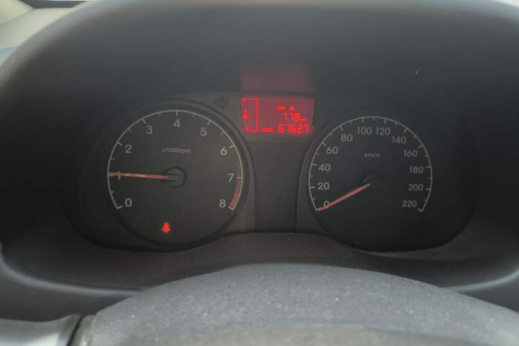 Used Hyundai Verna (older generation) 2016 1.4L Manual Smart GLS Trim Instrument Cluster