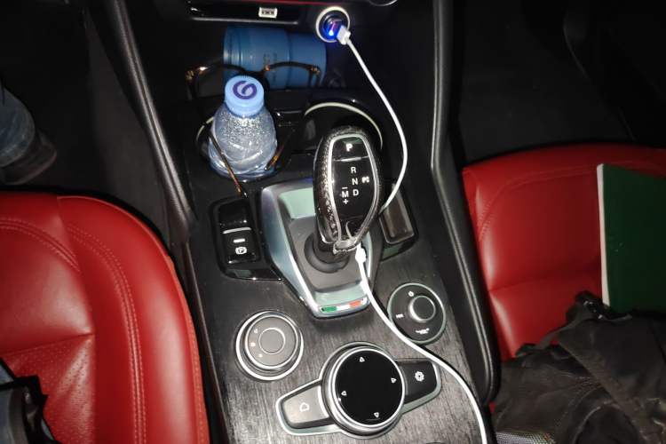 Used Alfa Romeo Giulia 2020 2.0T 280HP Track Edition Limited Release