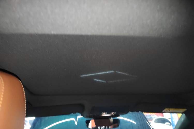 Used Jaguar XEL 2022 2.0T 250 PS R-DYNAMIC S Advanced Sport Edition Headliner