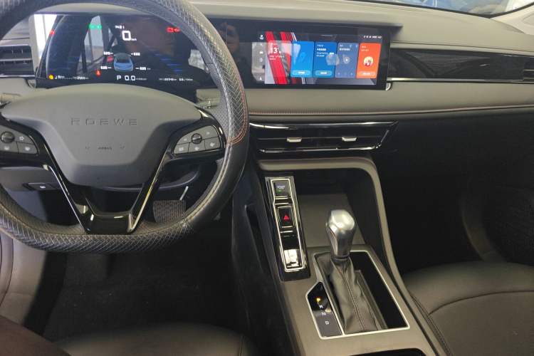 Used Roewe i5 2024 1.5L CVT Luxury Edition
