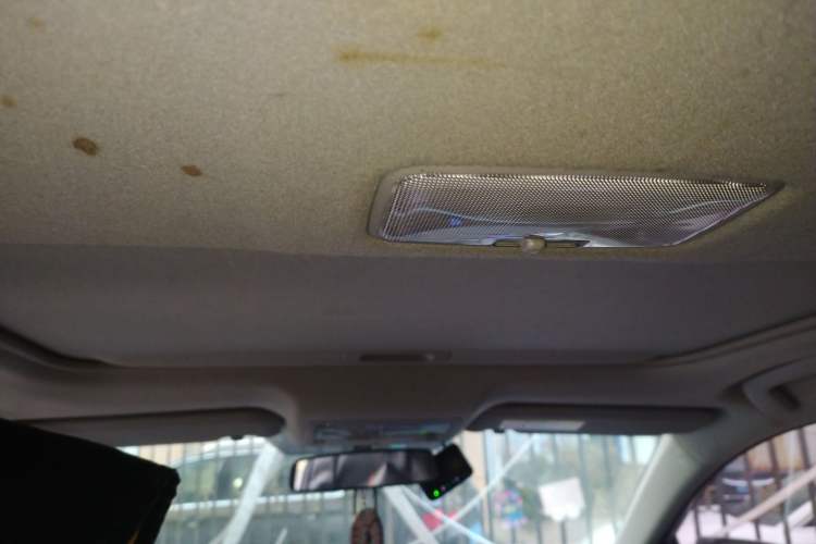 Used Toyota Levin 2016 Dual-Engine 1.8H GS E-CVT Elite Model with Sunroof