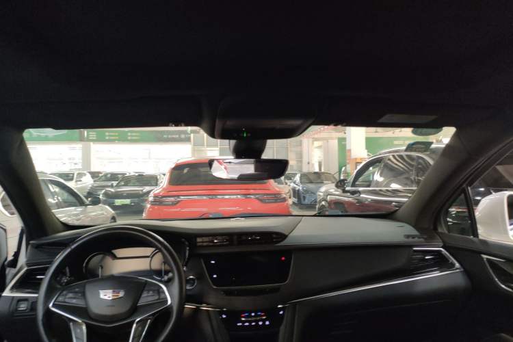 Used Cadillac XT5 2020 Revised Version 28T Luxury Edition Headliner