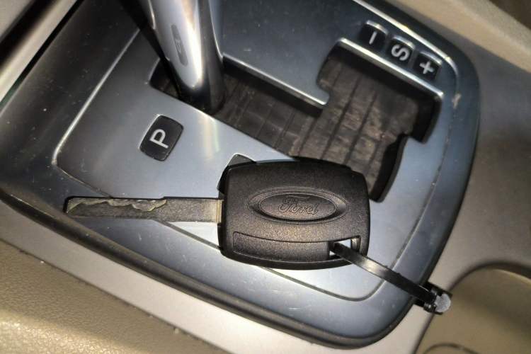 Used Ford Focus 2013 Hatchback Classic 1.8L Automatic Fashion Edition