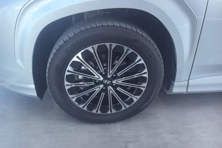 Used Hyundai Custo 2024 270TGDi TOP Smart Luxury Flagship Edition
