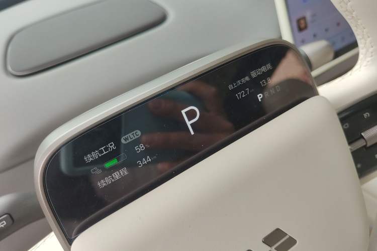 Used Li Auto i6 2025 Model Two-Wheel-Drive Standard Type