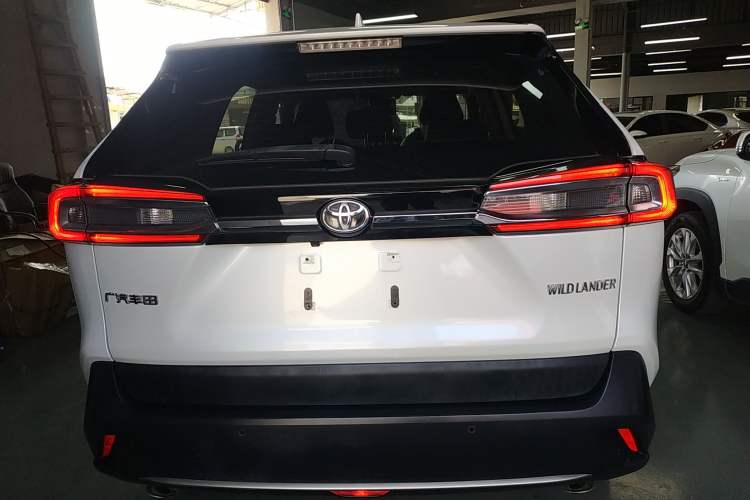 Used Toyota Wildlander 2021 2.0L CVT Two-Wheel Drive Luxury Edition
