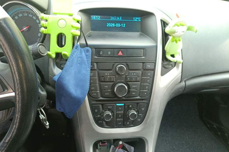 Used Buick GT 2012 GT 1.8L Automatic Fashionable Leather Edition
