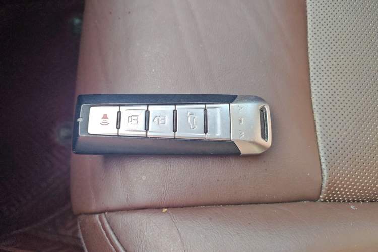 Used Wey VV7 2017 2.0T Flagship Model