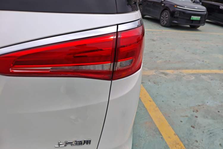 Used Buick GL8 2018 ES 28T Premium Model China VI Standard