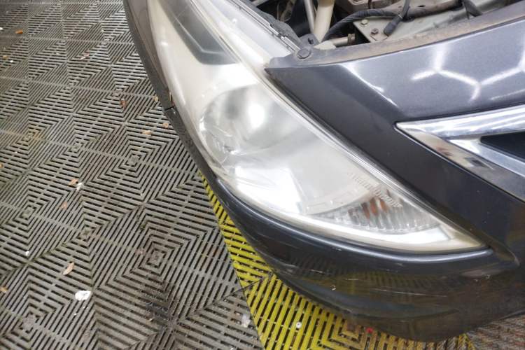 Used Nissan Sunny 2014 1.5XE CVT Comfort Edition Right Front Headlight