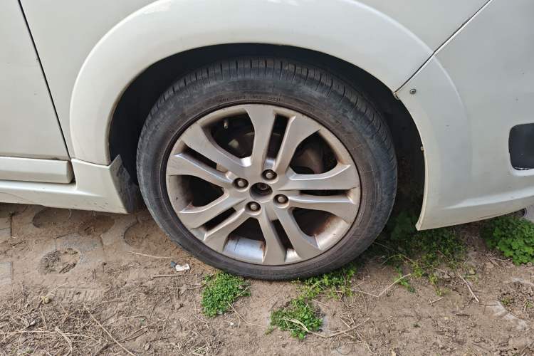 Used Suzuki Liana A6 2014 Hatchback 1.4L Manual Enjoyment Model Right Front Wheel Hub