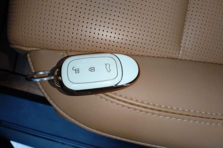 Used Li Auto ONE 2021 Extended-Range 6-Seater Version Interior 1