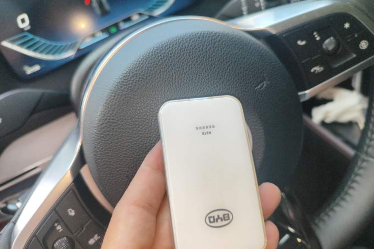 Used BYD Tang New Energy 2019 DM 2.0T All-Wheel Drive Smart Connectivity Enjoyment Model 7 Seats China VI Standard Vehicle Key