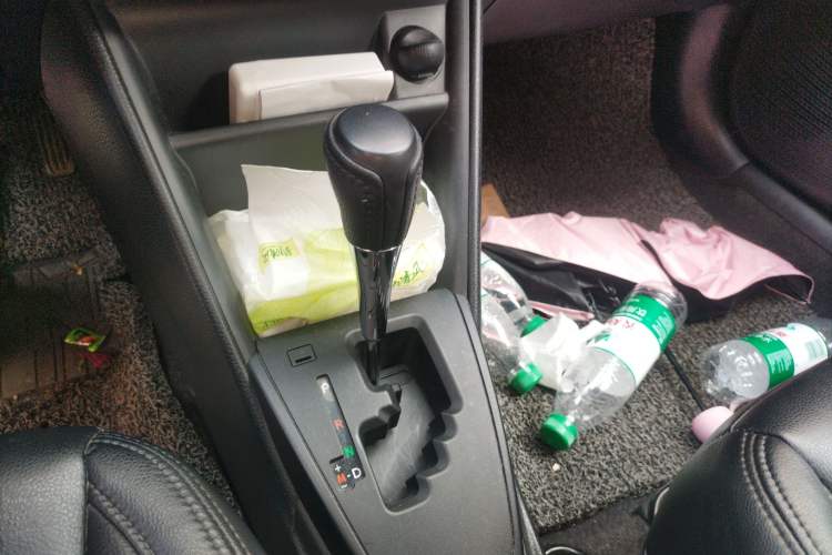 Used Toyota YARiS L Zhi Xuan 2016 Revised 1.5E CVT Charming Edition
