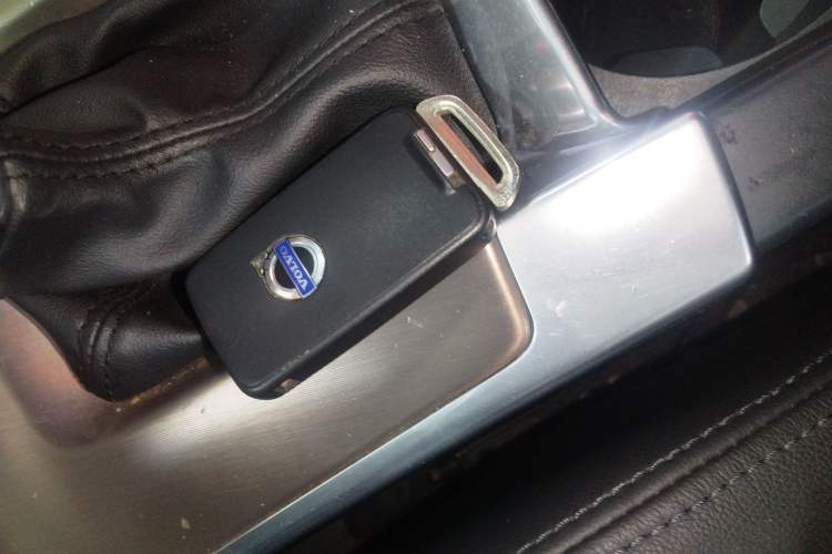 Used Volvo XC60 2017 T5 Smart Upgrade Edition