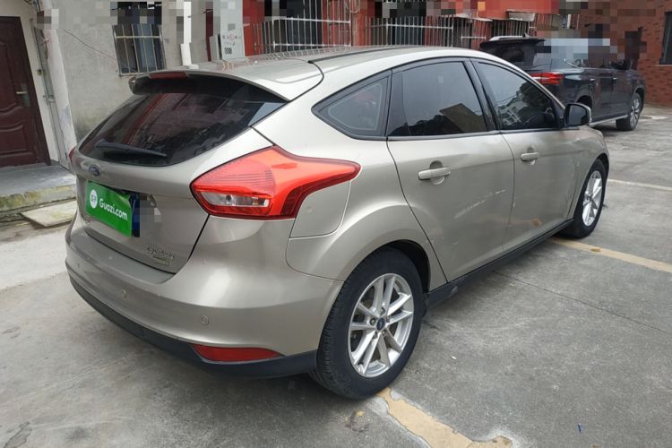 Used Ford Focus 2015 Hatchback EcoBoost 125 Manual – Ultra-Style Edition