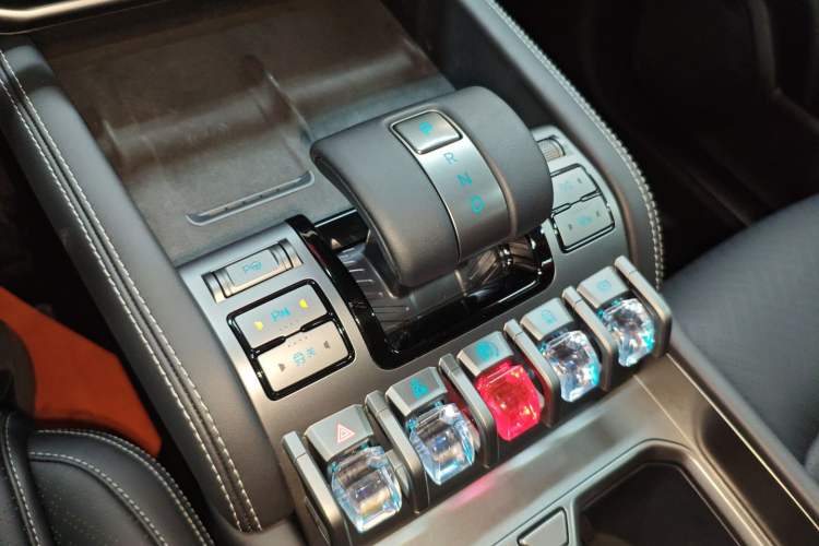 Used Formula Leopard Titanium 3 2025 501 km Four-Wheel Drive Drone Edition