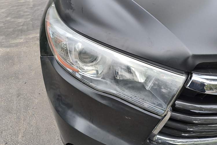 Used Toyota Highlander 2017 2.0T Four-Wheel Drive Elite Edition 7-Seater Right Front Headlight