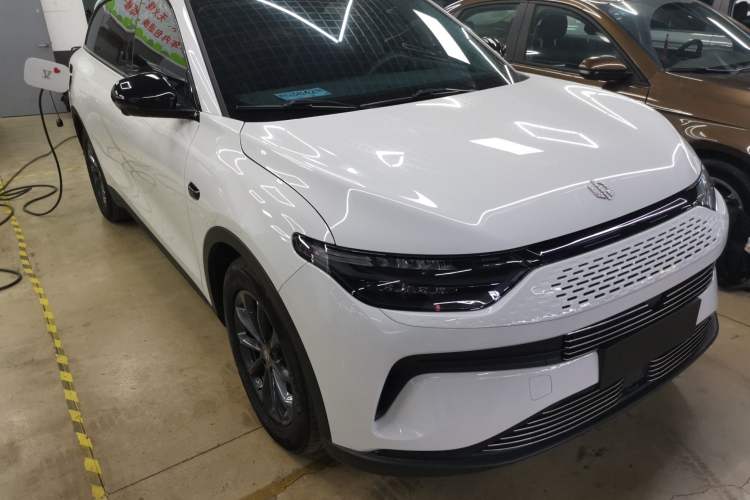 Used Leapmotor C11 2023 Extended-Range 285 Comfort Edition Exterior 1