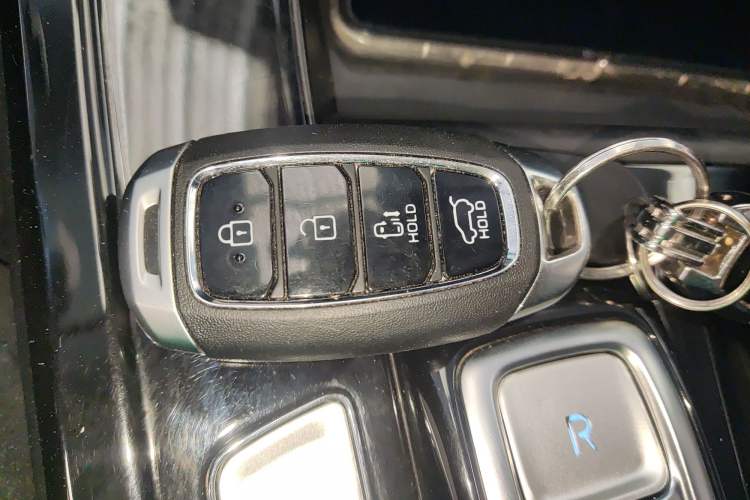 Used Hyundai Custo 2021 270TGDi Prestige LUX Vehicle Key