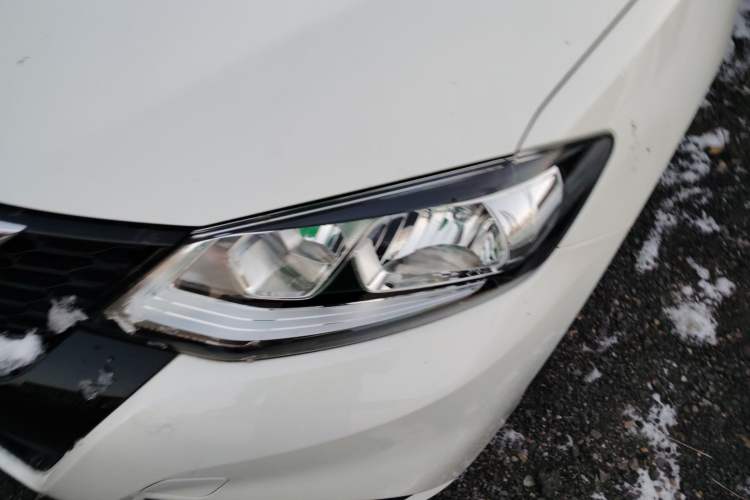 Used Nissan Tiida 2024 1.6L CVT Cool Dynamic Edition
