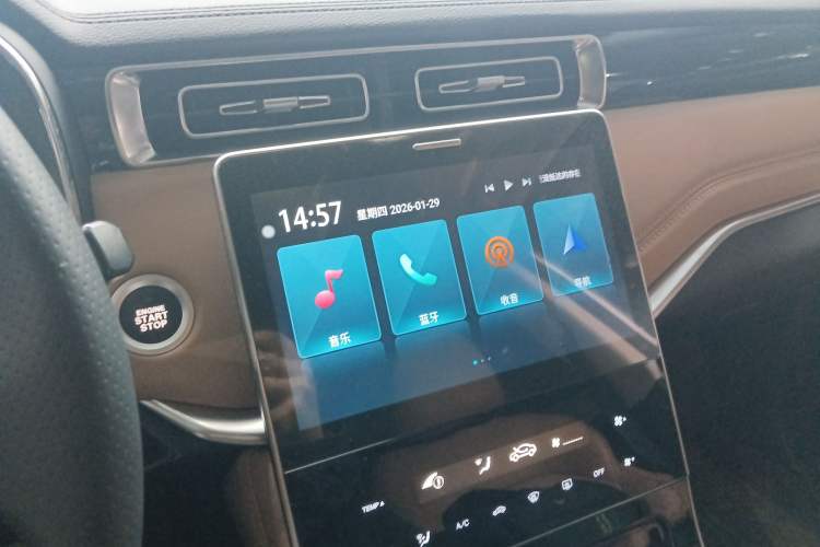 Used Sinotruk VGV U75PLUS 2021 2.0 TGDI Luxury Pro 5-Seater