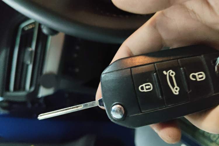 Used Peugeot 408 2019 350THP Automatic Luxury Edition China V Standard Vehicle Key