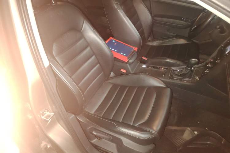 Used Volkswagen Golf 2016 230TSI Automatic Luxury Version